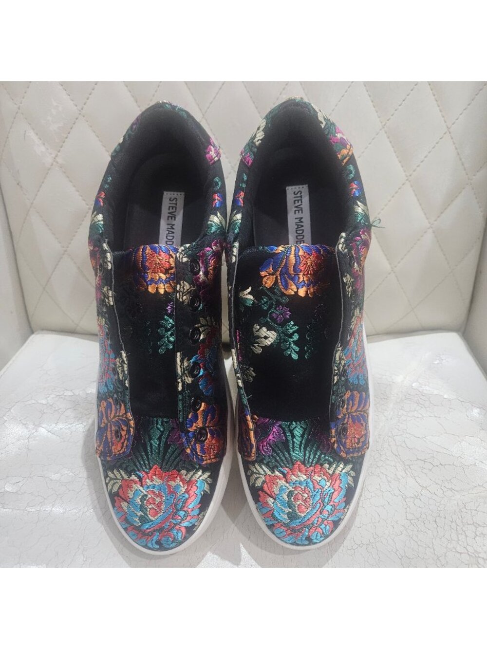 Steve Madden Womens Brody Brocade Slip-On Sneakers Size 11M Black Multicolor Flo